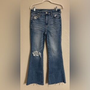 Women’s American Eagle Super High Rise Flare Denim Jeans Size 4